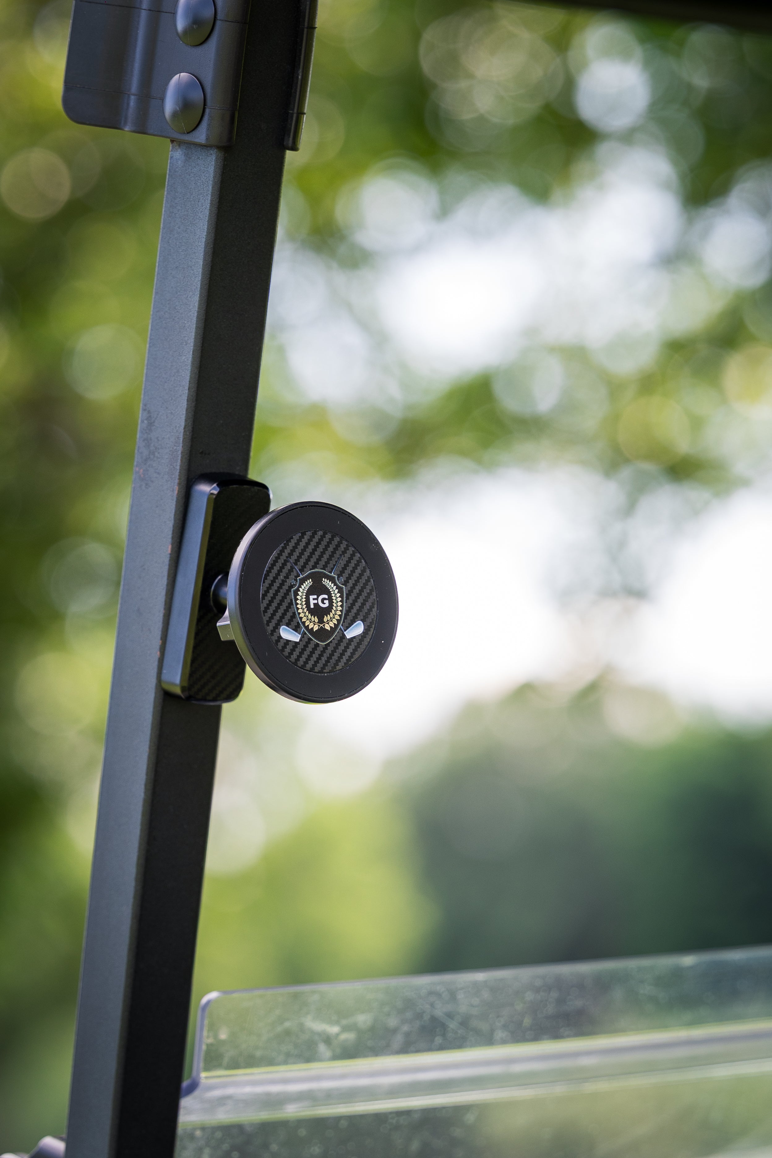 Fresco Golf Magnetic Golf Cart Phone Holder